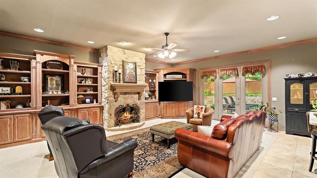 3708 Hunters Creek Road, Edmond, OK 73003