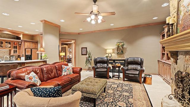 3708 Hunters Creek Road, Edmond, OK 73003