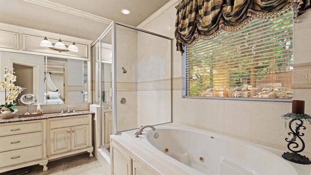 3708 Hunters Creek Road, Edmond, OK 73003