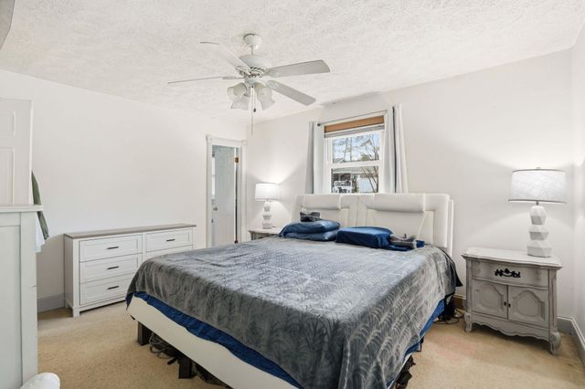 220 Crestwood Drive, Summerville, SC 29483