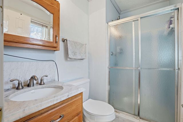 220 Crestwood Drive, Summerville, SC 29483