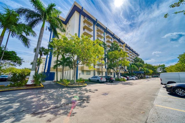 801 NW 47th Ave 515W, Miami, FL 33126