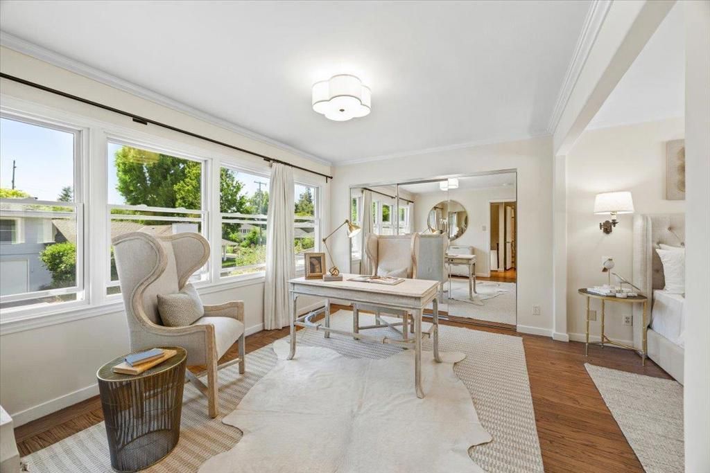 Image 8 of property listing at Marcussen Drive, Menlo Park, CA 94025