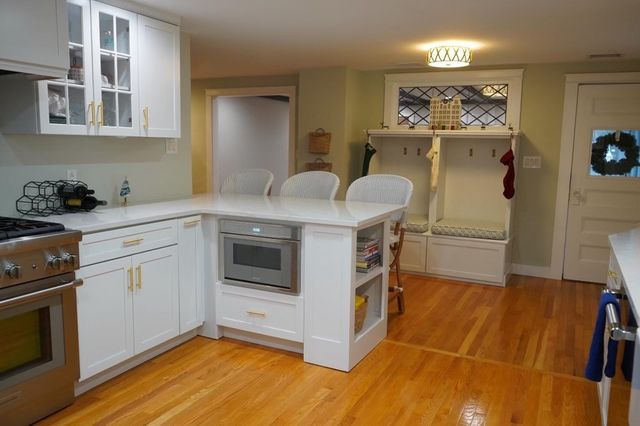 96 Wompatuck Rd, Hingham, MA 02043