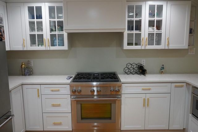 96 Wompatuck Rd, Hingham, MA 02043