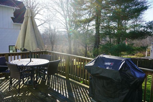 96 Wompatuck Rd, Hingham, MA 02043