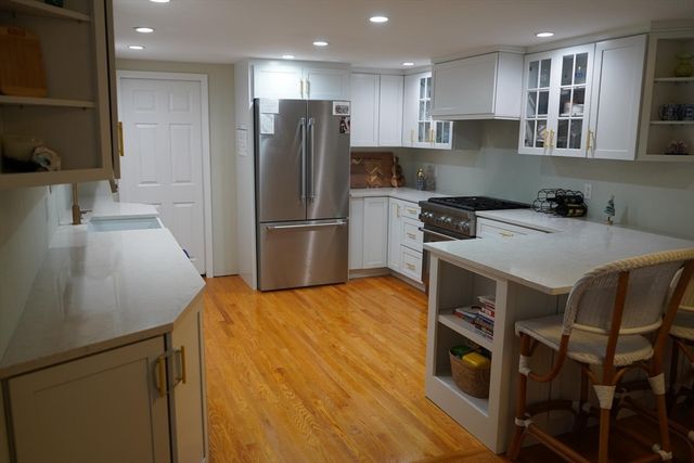96 Wompatuck Rd, Hingham, MA 02043