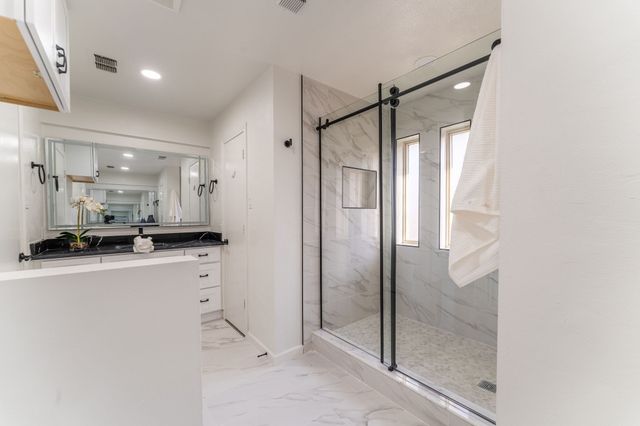 906 Windsong Trail, Richardson, TX 75081