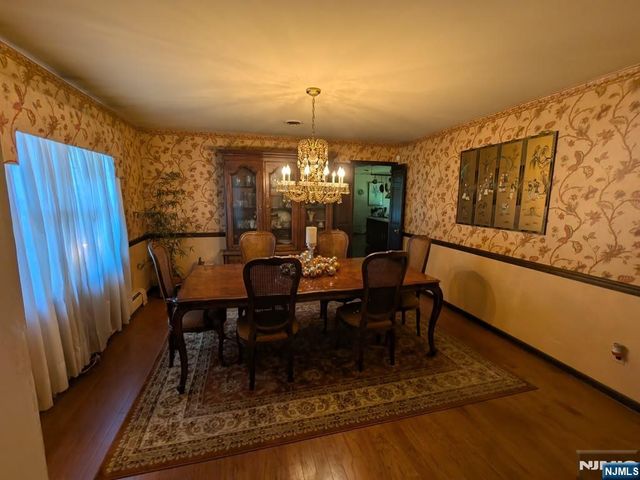365 Lake Street, Upper Saddle River, NJ 07458