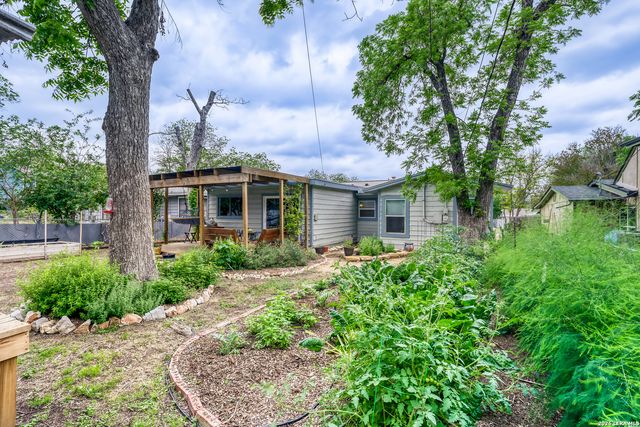 222 DAWNVIEW LN, San Antonio, TX 78213