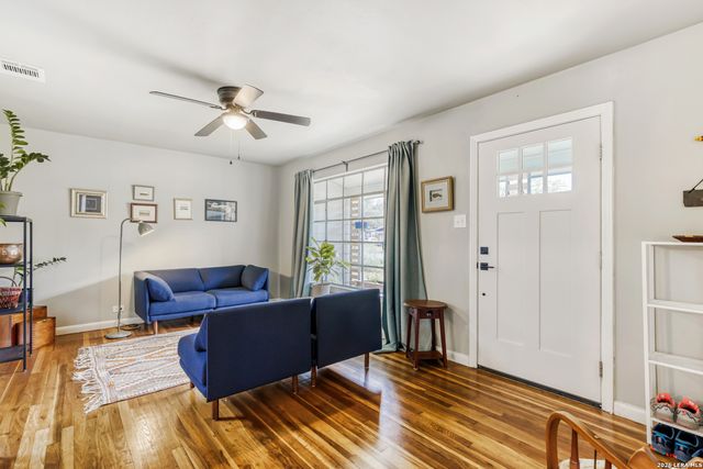 222 DAWNVIEW LN, San Antonio, TX 78213