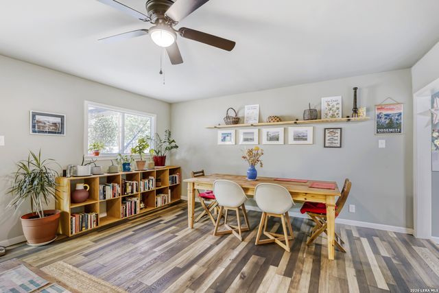 222 DAWNVIEW LN, San Antonio, TX 78213