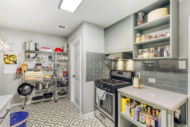 222 DAWNVIEW LN, San Antonio, TX 78213