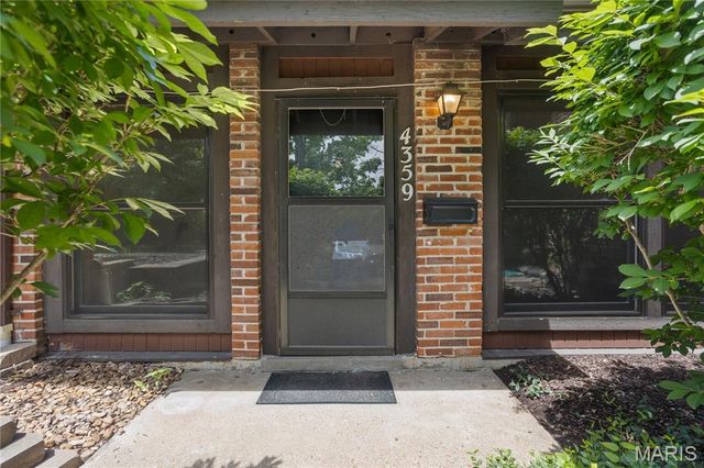 4359 Kingbolt Boulevard, Mehlville, MO 63129