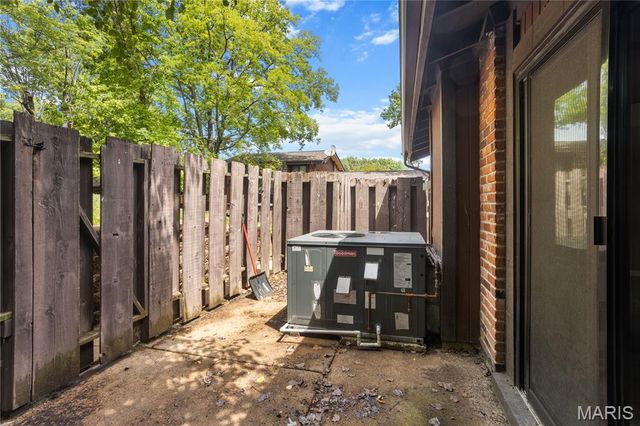 4359 Kingbolt Boulevard, Mehlville, MO 63129