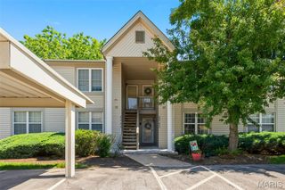 810 Sugar Valley Court, St Peters, MO 63376