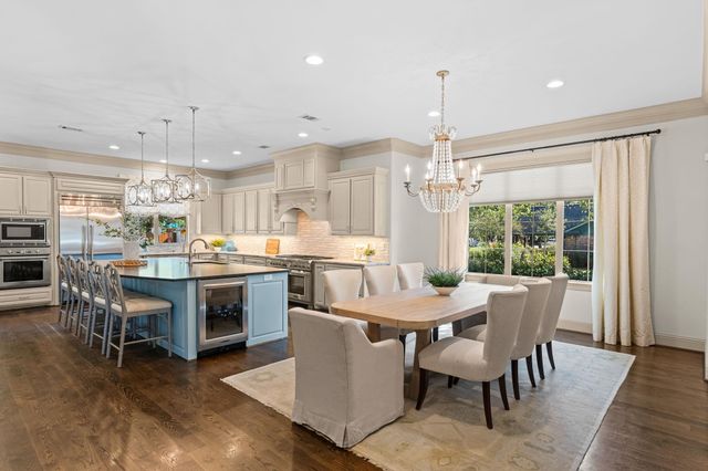 903 Wycliffe Drive, Houston, TX 77079