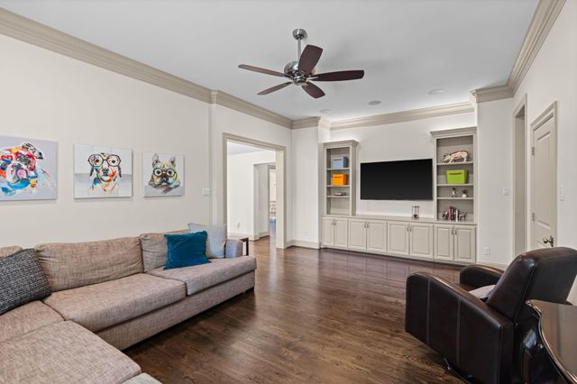 903 Wycliffe Drive, Houston, TX 77079