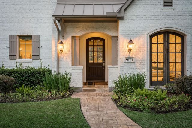 903 Wycliffe Drive, Houston, TX 77079