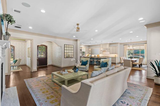 903 Wycliffe Drive, Houston, TX 77079