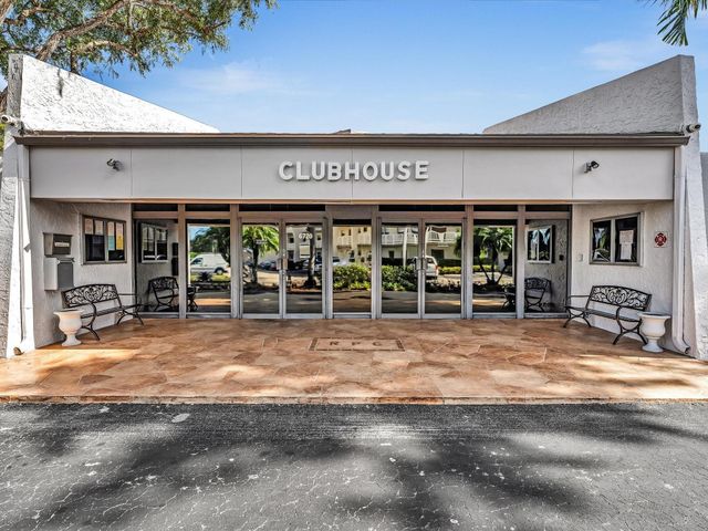 6570 Royal Palm Boulevard 206j, Margate, FL 33063