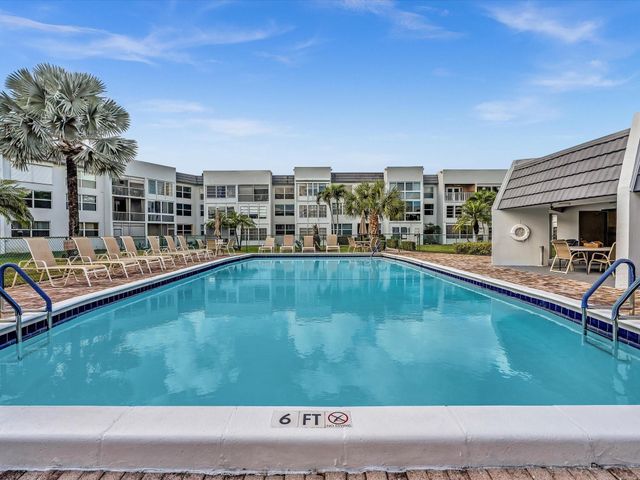 6570 Royal Palm Boulevard 206j, Margate, FL 33063