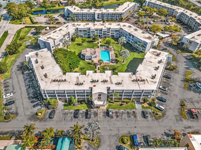 6570 Royal Palm Boulevard 206j, Margate, FL 33063