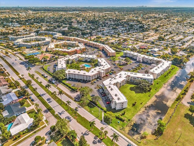 6570 Royal Palm Boulevard 206j, Margate, FL 33063