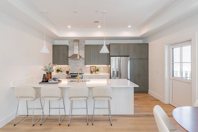 13 Bird Street 1, Boston, MA 02125