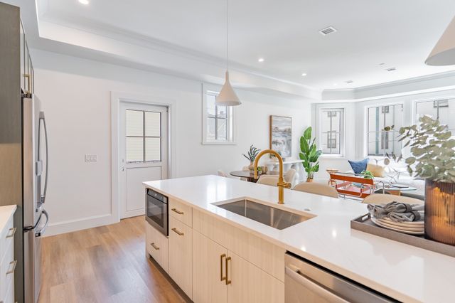13 Bird Street 1, Boston, MA 02125