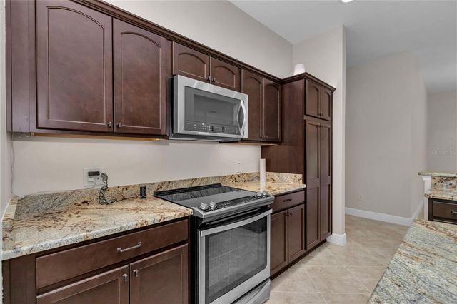 11415 ZIMMERMAN PATH, Oxford, FL 34484