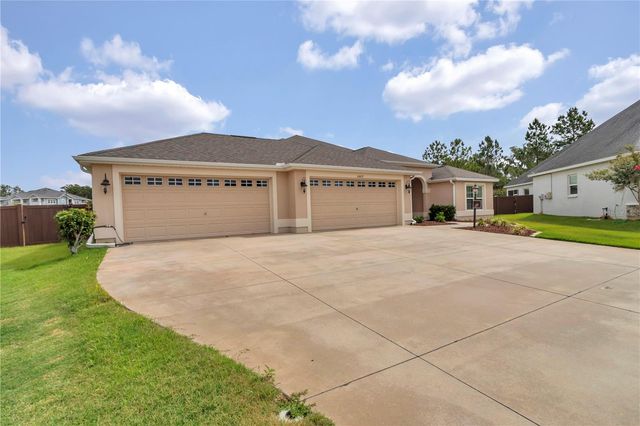 11415 ZIMMERMAN PATH, Oxford, FL 34484