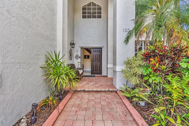 103 Cameron Ct, Weston, FL 33326