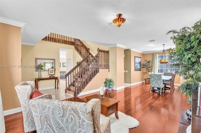 103 Cameron Ct, Weston, FL 33326