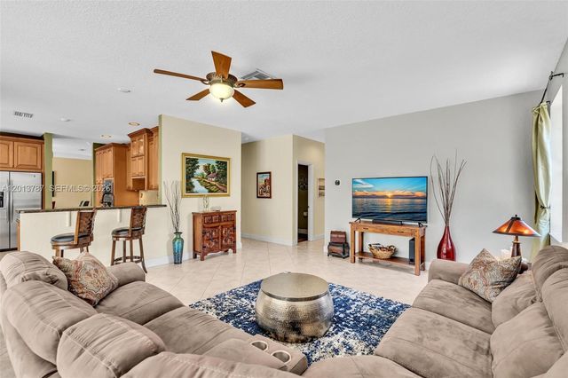 103 Cameron Ct, Weston, FL 33326