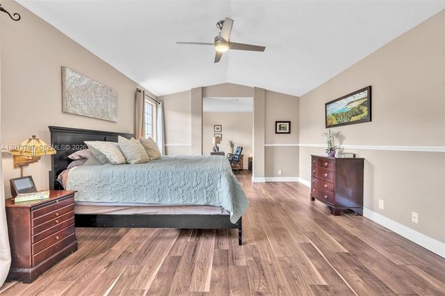 103 Cameron Ct, Weston, FL 33326