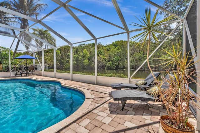 103 Cameron Ct, Weston, FL 33326