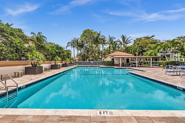 103 Cameron Ct, Weston, FL 33326