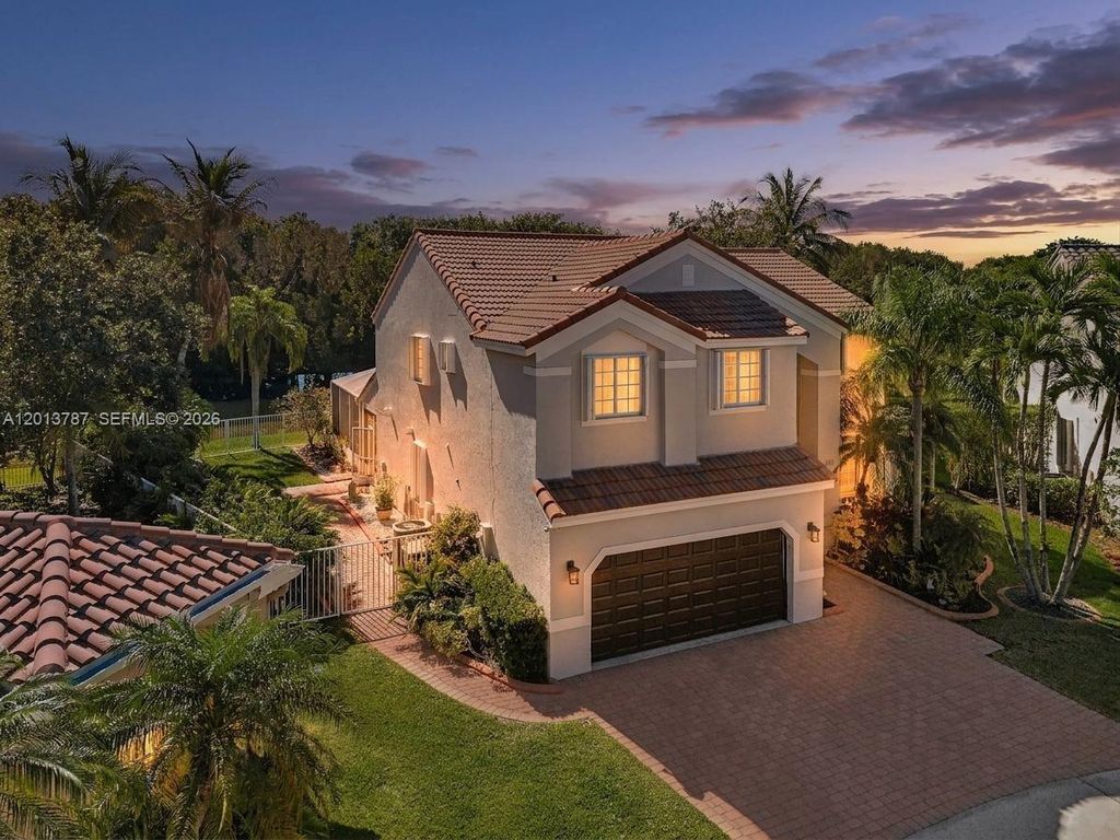103 Cameron Ct, Weston, FL 33326
