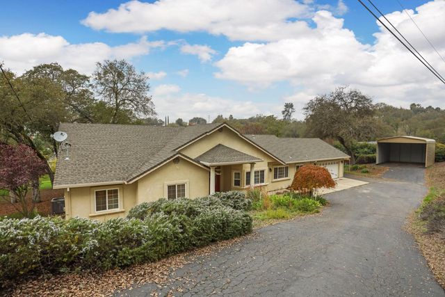 2466 Barbour Rd, Valley Springs, CA 95252