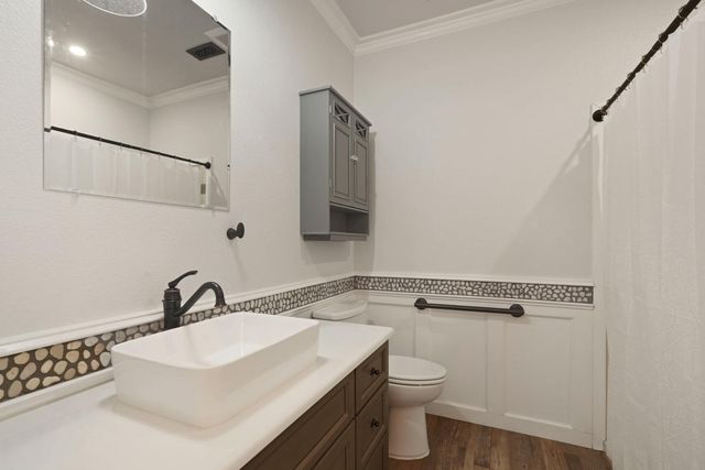 2466 Barbour Rd, Valley Springs, CA 95252