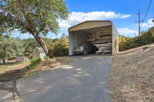 2466 Barbour Rd, Valley Springs, CA 95252