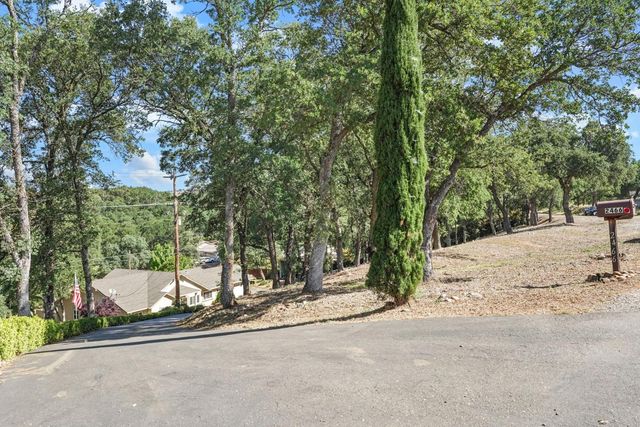 2466 Barbour Rd, Valley Springs, CA 95252