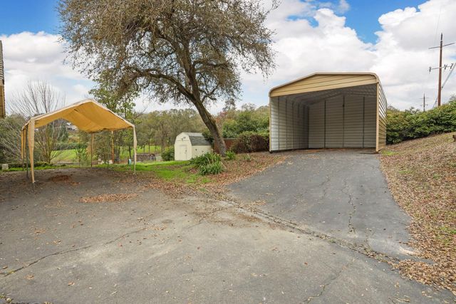 2466 Barbour Rd, Valley Springs, CA 95252