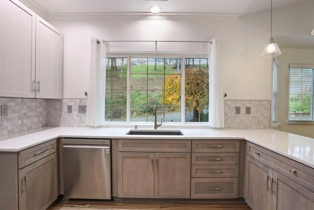 2466 Barbour Rd, Valley Springs, CA 95252