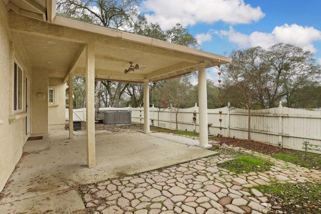 2466 Barbour Rd, Valley Springs, CA 95252