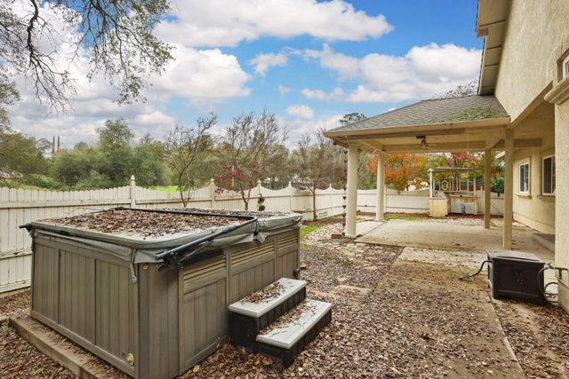2466 Barbour Rd, Valley Springs, CA 95252