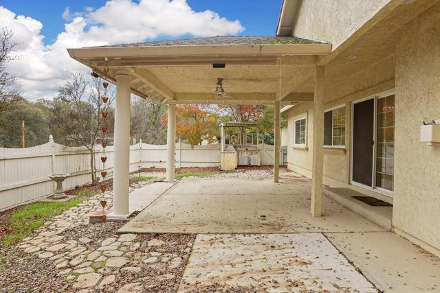 2466 Barbour Rd, Valley Springs, CA 95252