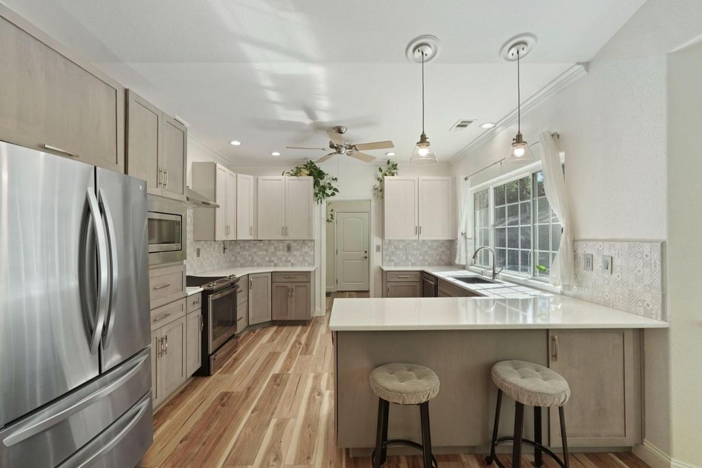 2466 Barbour Rd, Valley Springs, CA 95252