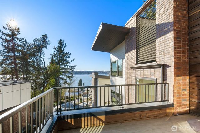 7128 NE 119th Place, Kirkland, WA 98034